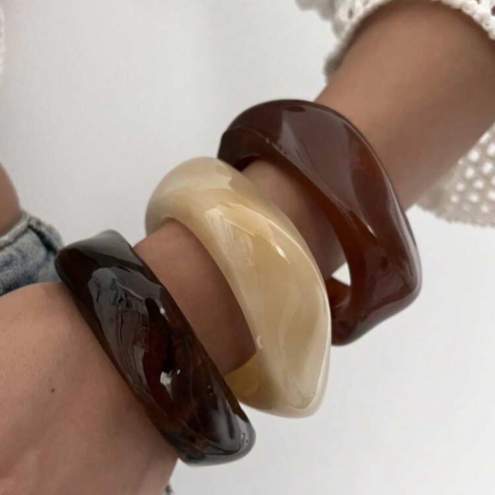 2 sets of 3 bangles